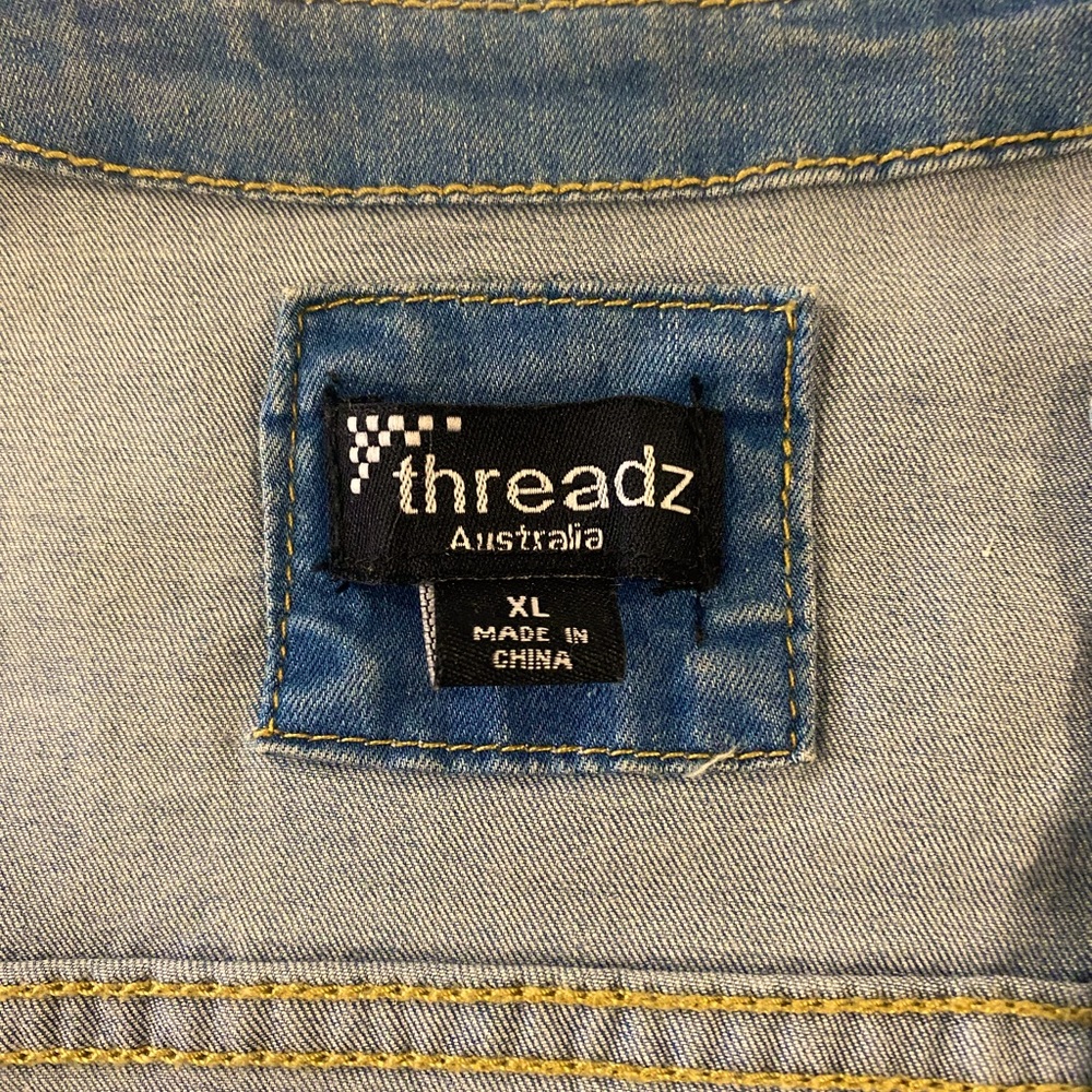 Jean Jacket - Picture 4 of 4